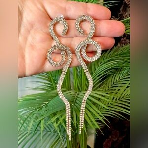 GORGEOUS Rhinestone Dangle Earrings